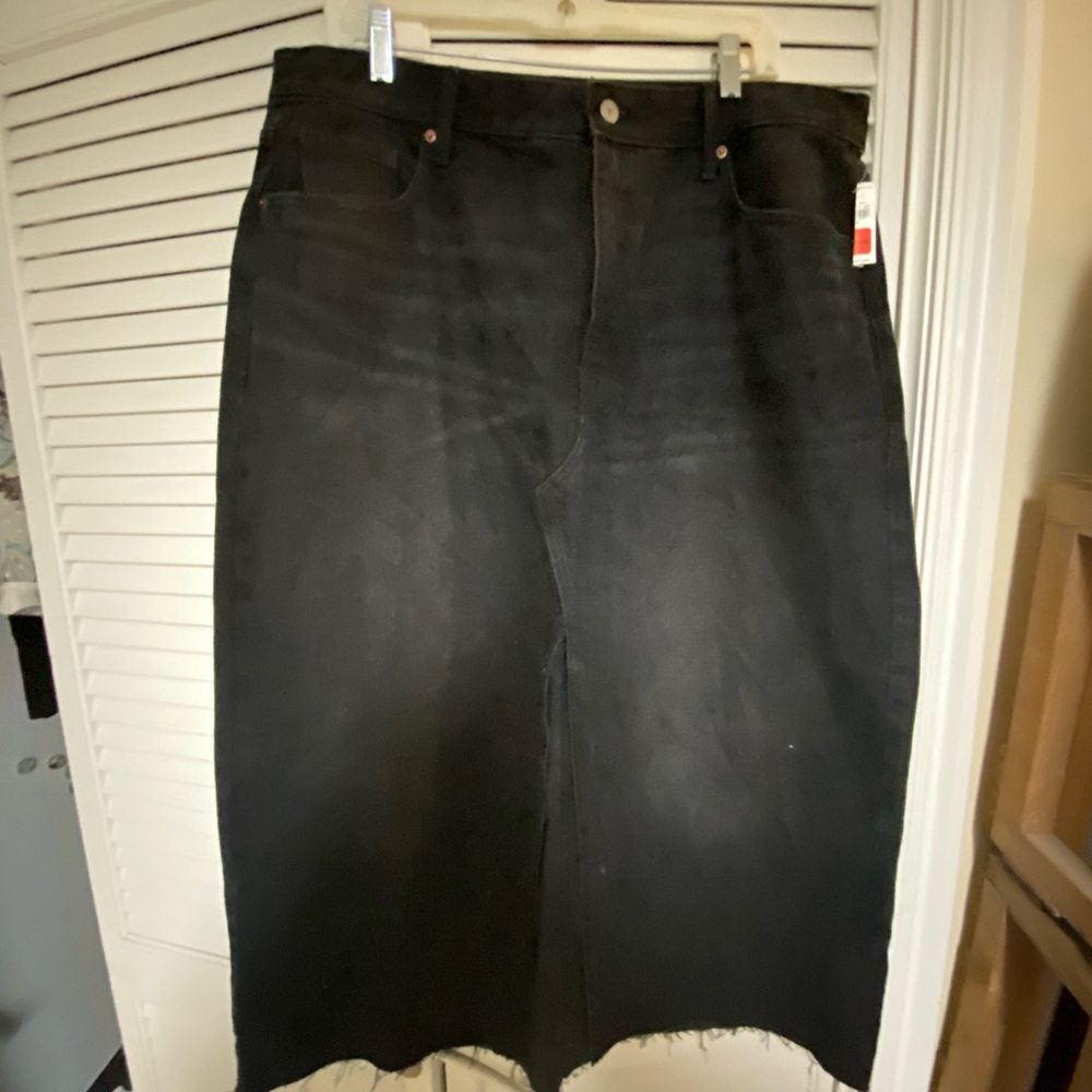 Old Navy Black Maxi Skirt